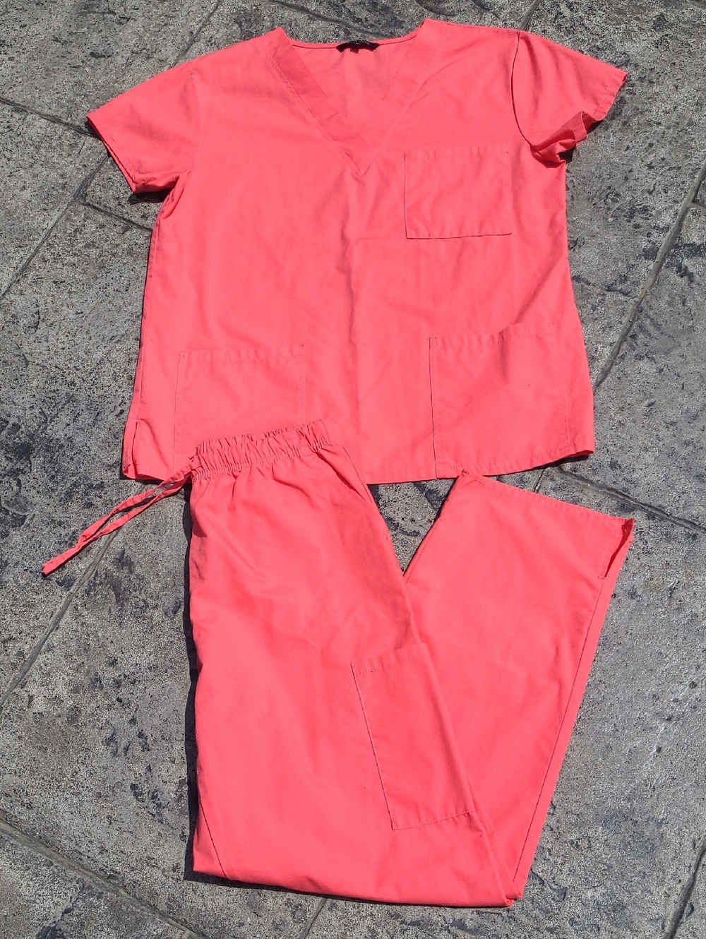 Just Love Womens Medium Coral Scrub Short Sleeve Shirt & Pants Set
